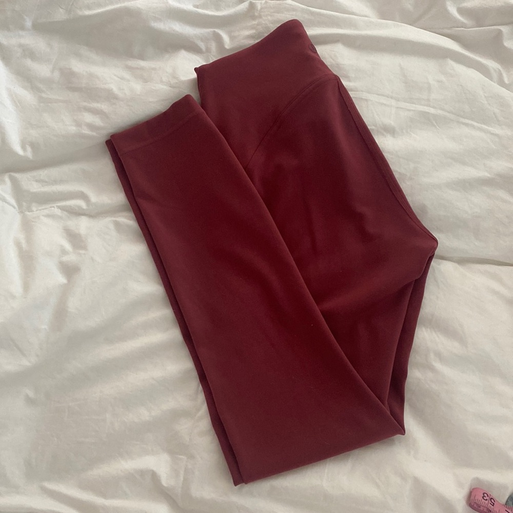 Lululemon instills 25”